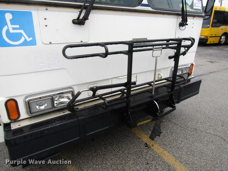 image for item DF7835 2001 Orion shuttle bus