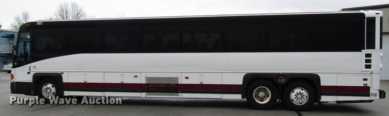 image for item DF7836 2010 MCI D4505 coach bus