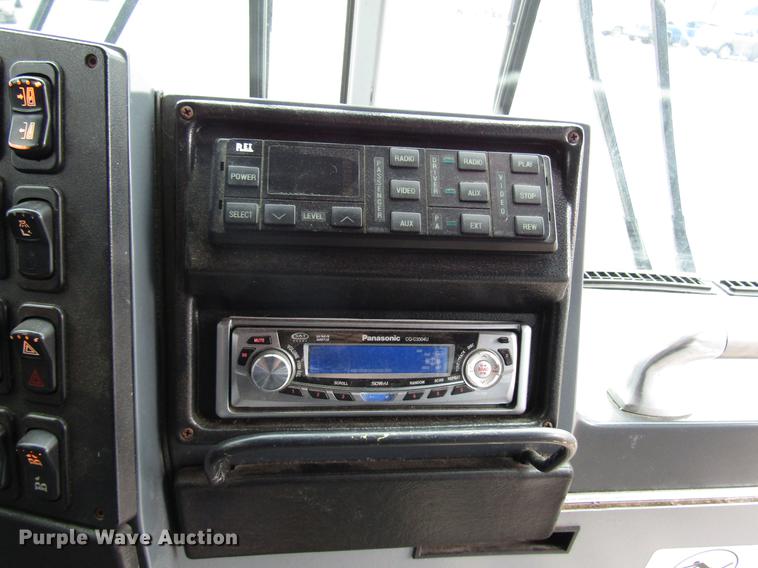 image for item DF7836 2010 MCI D4505 coach bus