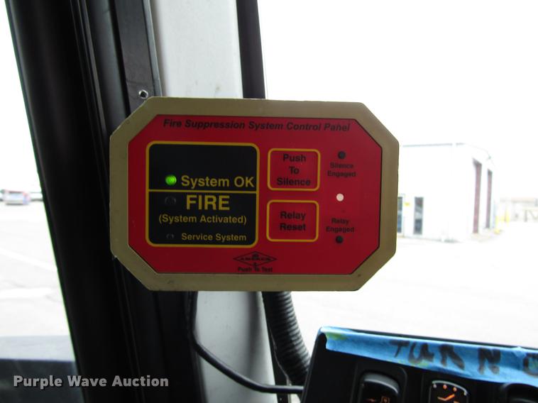 image for item DF7836 2010 MCI D4505 coach bus