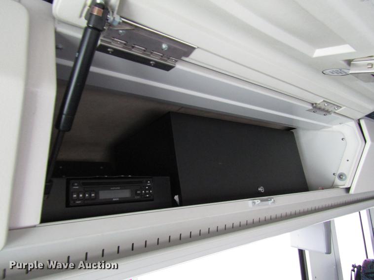 image for item DF7836 2010 MCI D4505 coach bus