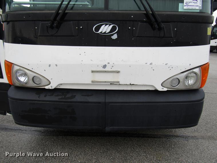 image for item DF7836 2010 MCI D4505 coach bus