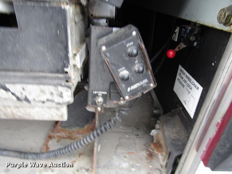 image for item DF7836 2010 MCI D4505 coach bus