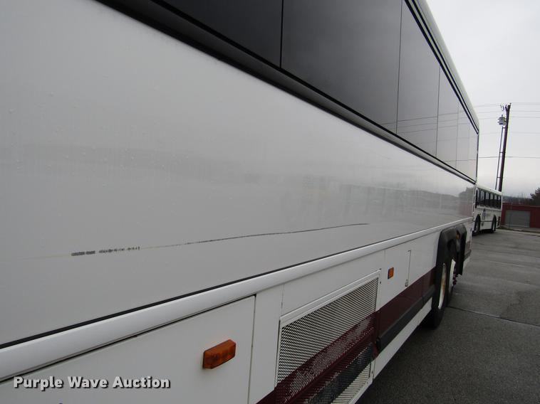 image for item DF7836 2010 MCI D4505 coach bus