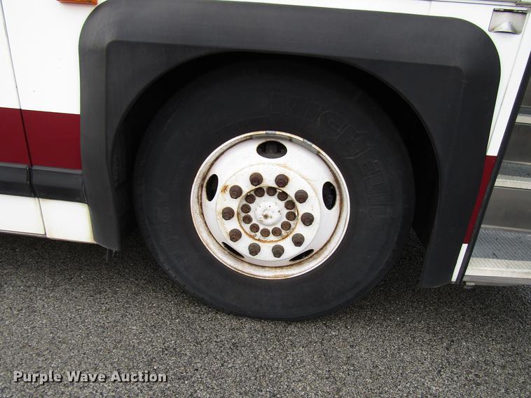 image for item DF7836 2010 MCI D4505 coach bus