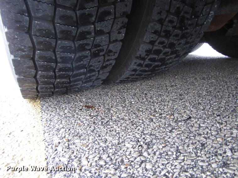 image for item DF7836 2010 MCI D4505 coach bus