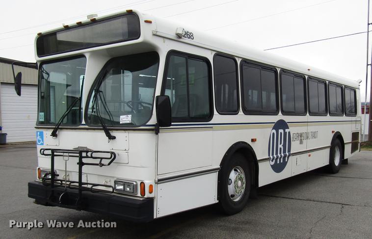 image for item DF7837 2001 Orion shuttle bus
