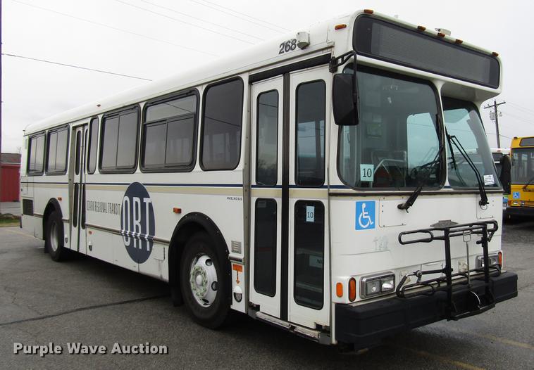 image for item DF7837 2001 Orion shuttle bus