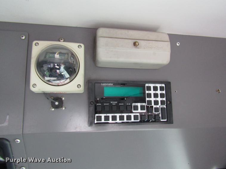 image for item DF7837 2001 Orion shuttle bus