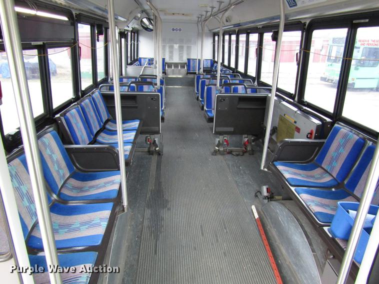 image for item DF7837 2001 Orion shuttle bus