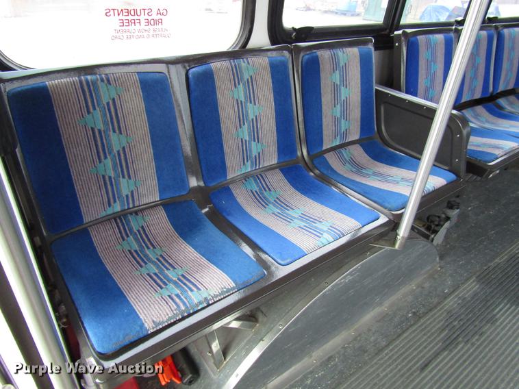 image for item DF7837 2001 Orion shuttle bus