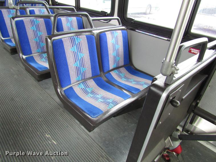 image for item DF7837 2001 Orion shuttle bus