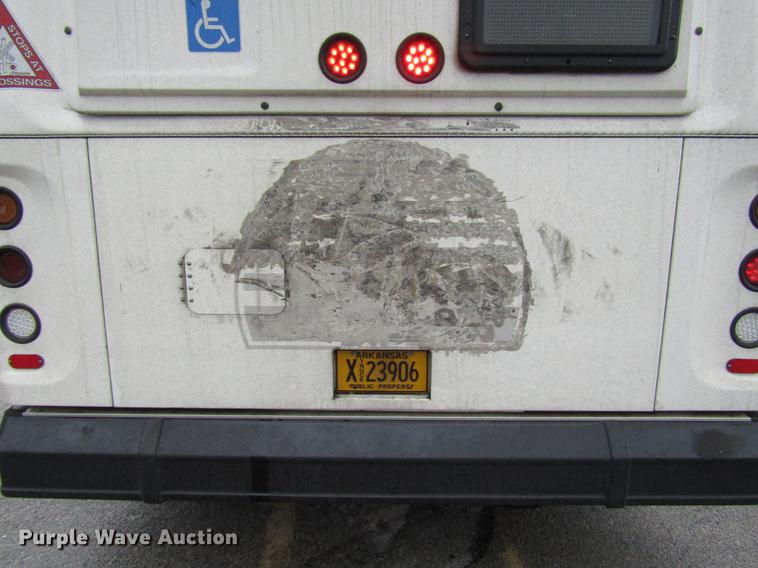 image for item DF7837 2001 Orion shuttle bus