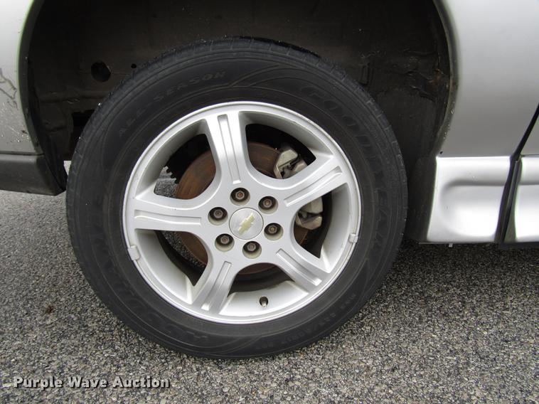 image for item DF7838 2007 Chevrolet Uplander van