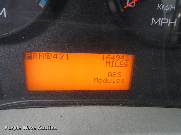 image for item DF7839 2008 International 3200 shuttle bus