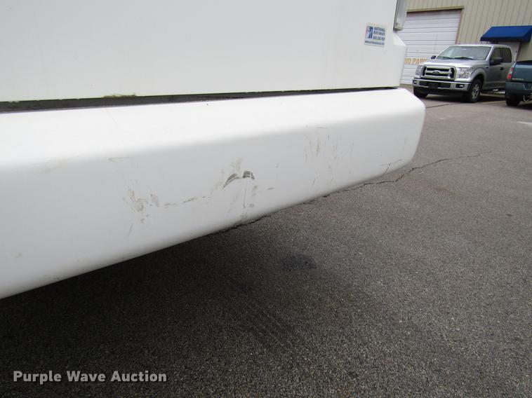 image for item DF7839 2008 International 3200 shuttle bus