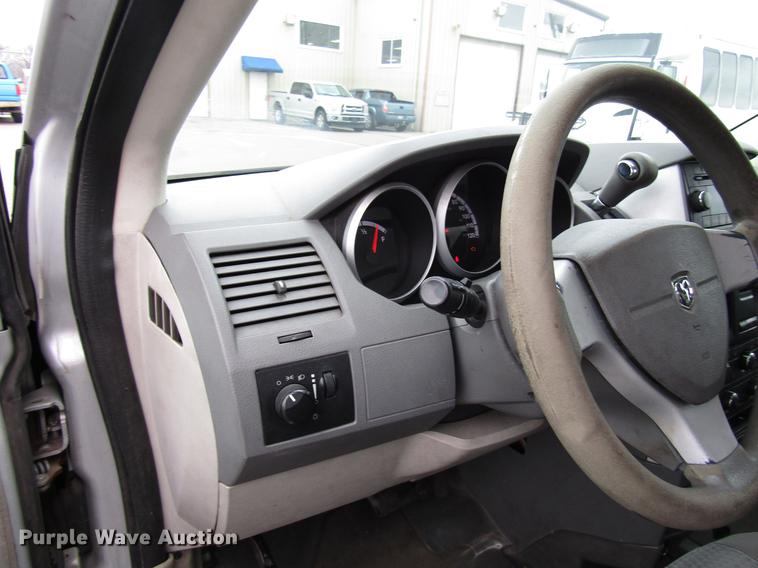 image for item DF7841 2010 Dodge Grand Caravan van