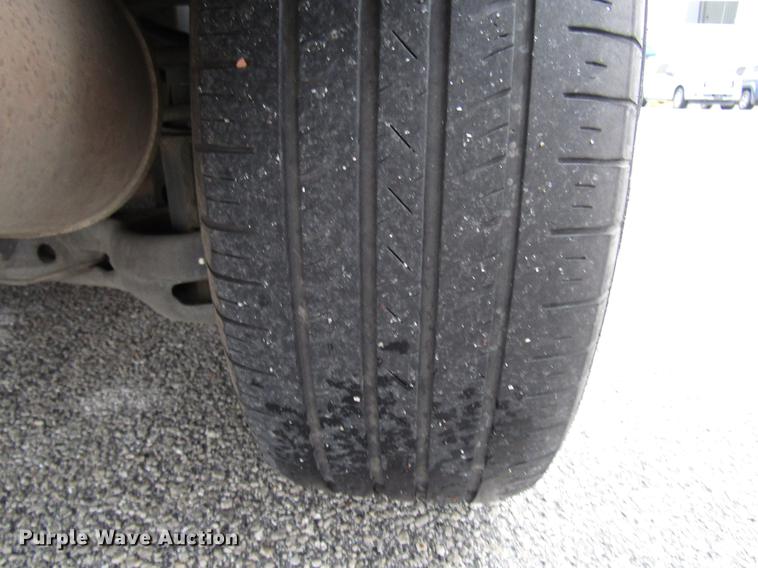 image for item DF7841 2010 Dodge Grand Caravan van