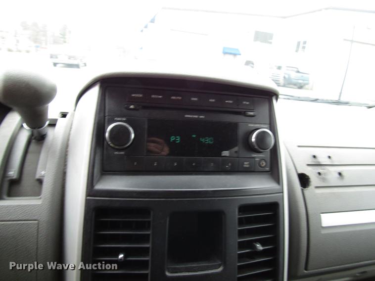 image for item DF7842 2010 Dodge Grand Caravan van
