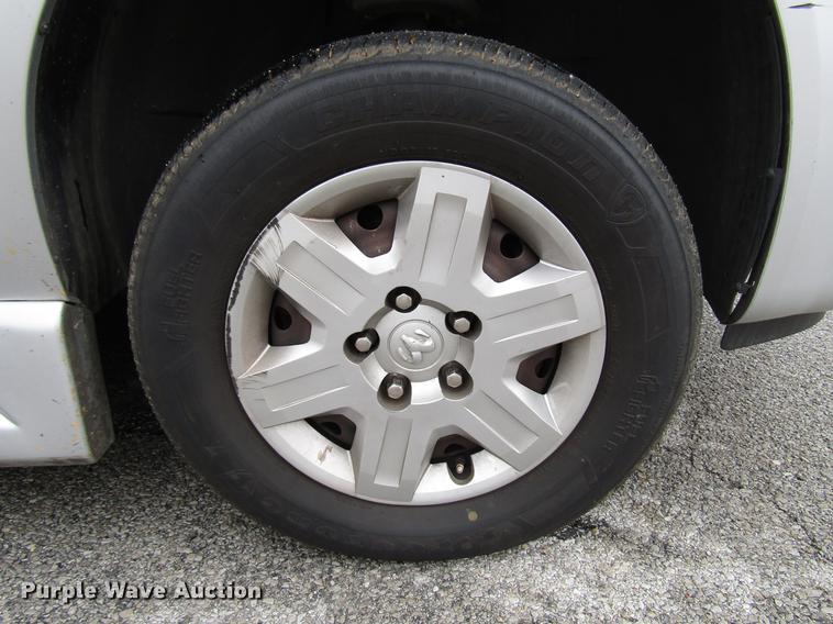 image for item DF7842 2010 Dodge Grand Caravan van