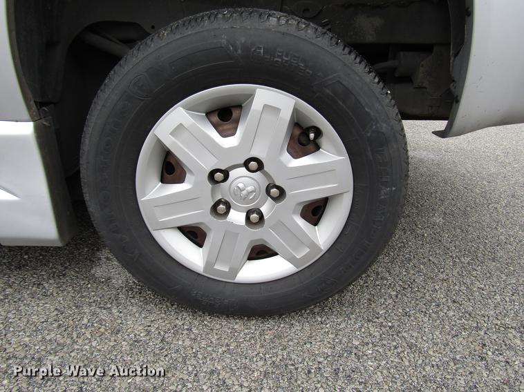 image for item DF7842 2010 Dodge Grand Caravan van