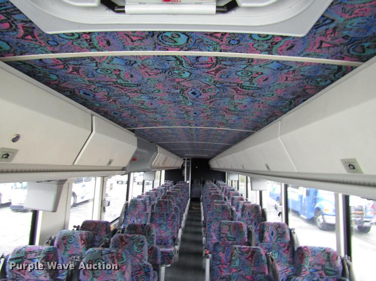 image for item DF7844 2010 MCI D4505 coach bus