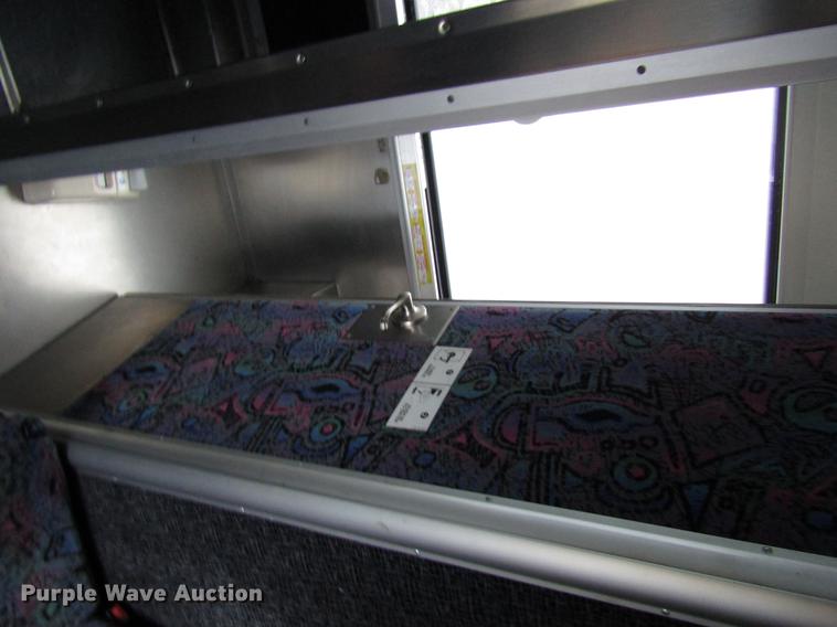 image for item DF7844 2010 MCI D4505 coach bus