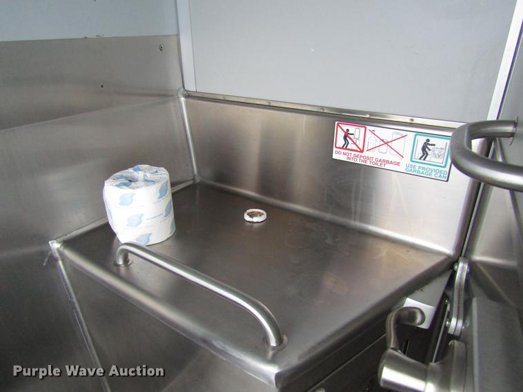 image for item DF7844 2010 MCI D4505 coach bus