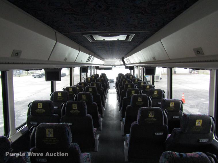 image for item DF7844 2010 MCI D4505 coach bus