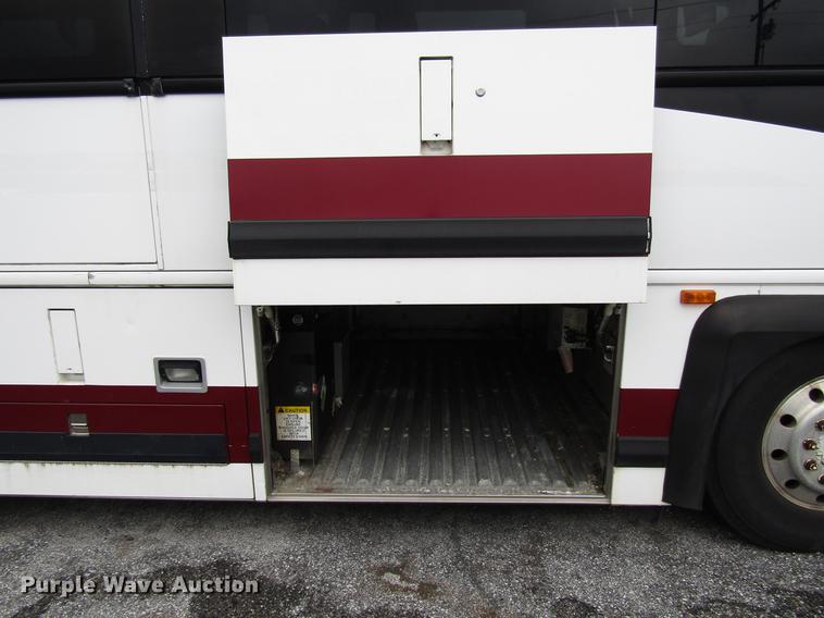 image for item DF7844 2010 MCI D4505 coach bus