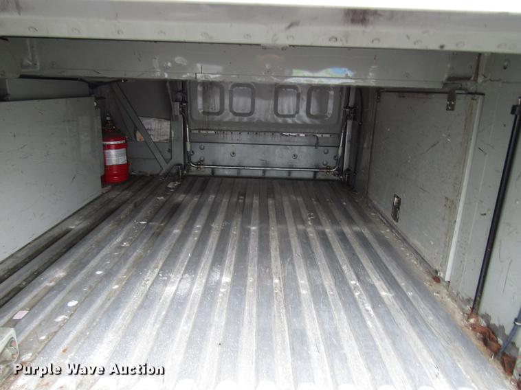 image for item DF7844 2010 MCI D4505 coach bus