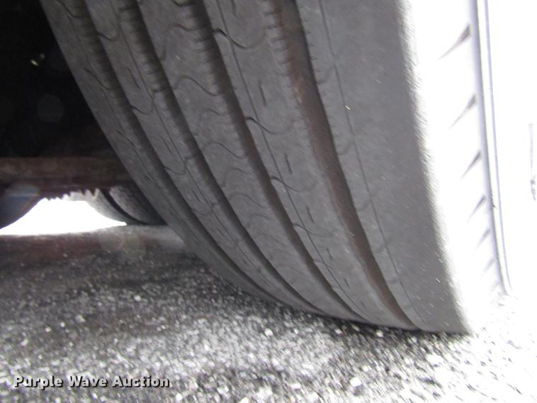 image for item DF7844 2010 MCI D4505 coach bus