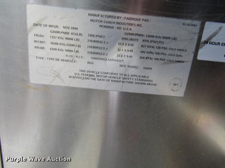 image for item DF7844 2010 MCI D4505 coach bus