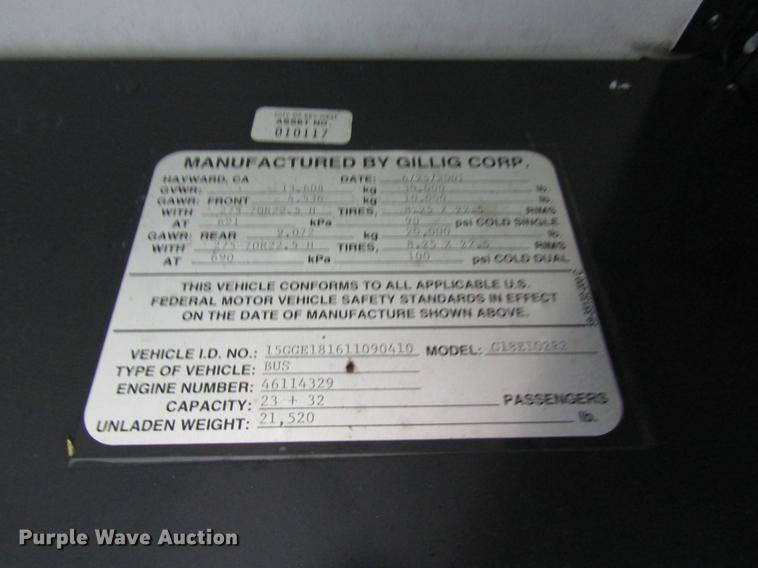 image for item DF7845 2001 Gillig G18E102R2 shuttle bus