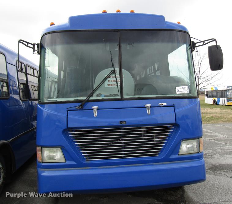 image for item DF7846 2005 Freightliner MB55 Champion shuttle bus