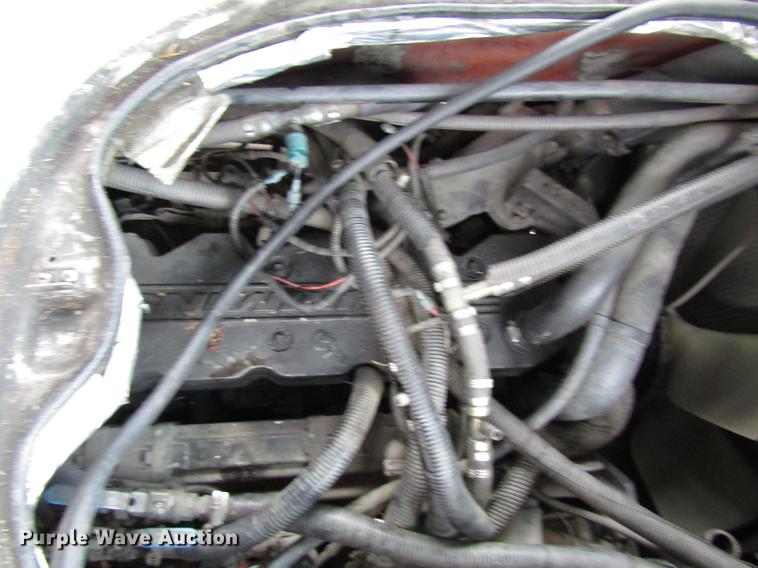 image for item DF7846 2005 Freightliner MB55 Champion shuttle bus