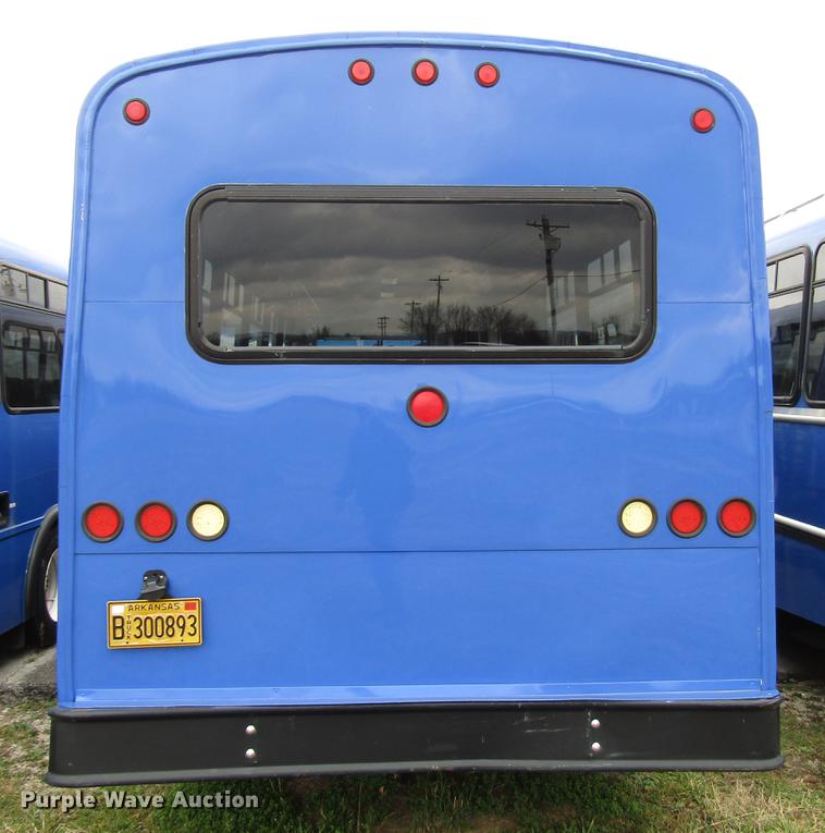 image for item DF7847 2005 Freightliner MB55 Champion shuttle bus