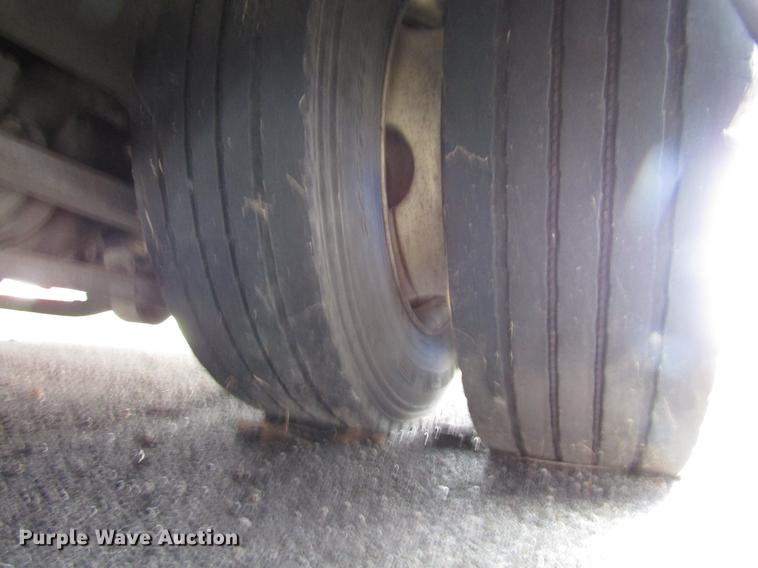 image for item DF7847 2005 Freightliner MB55 Champion shuttle bus