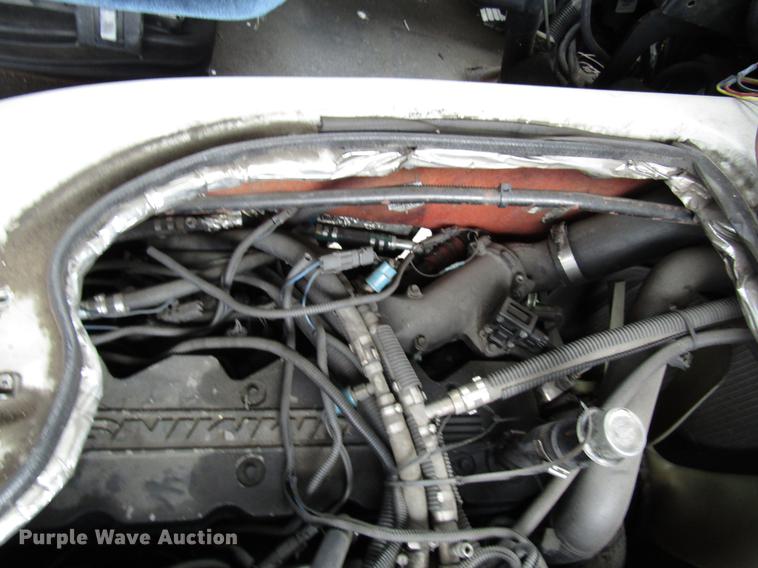 image for item DF7848 2005 Freightliner MB55 Champion shuttle bus