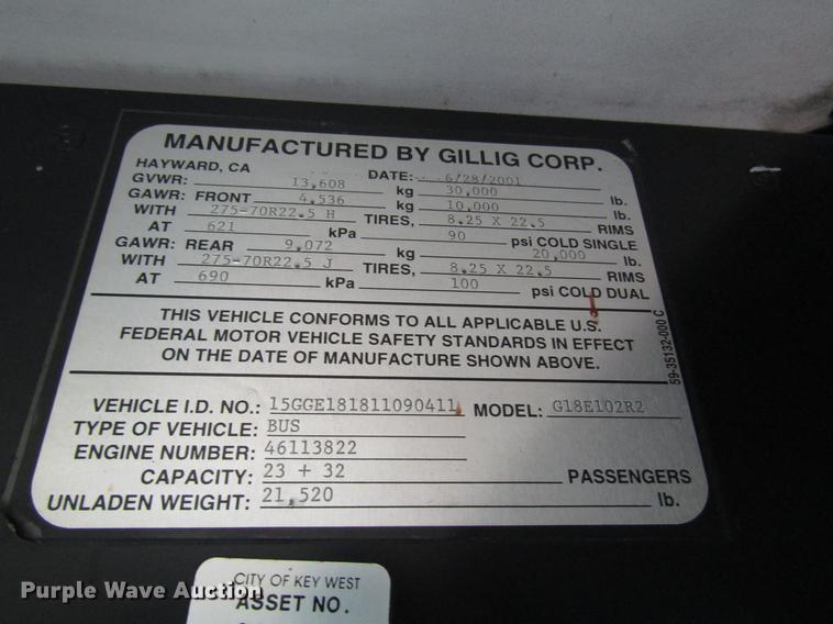 image for item DF7849 2001 Gillig G18E102R2 shuttle bus