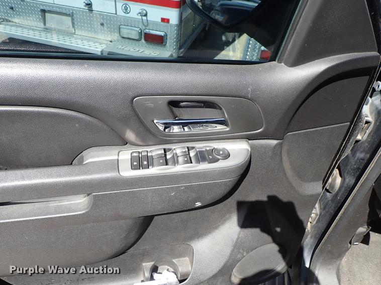 image for item DF8782 2010 Chevrolet Tahoe SUV