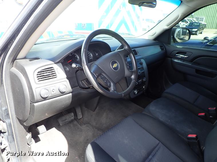 image for item DF8782 2010 Chevrolet Tahoe SUV