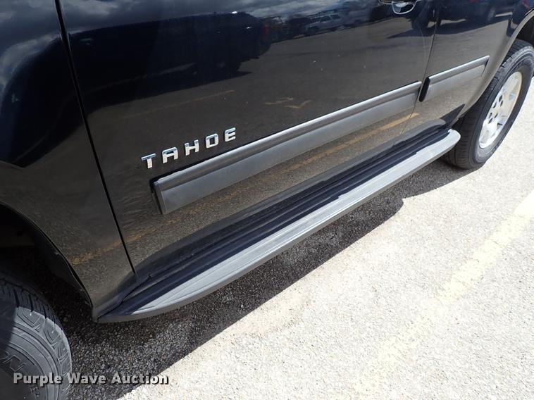 image for item DF8782 2010 Chevrolet Tahoe SUV