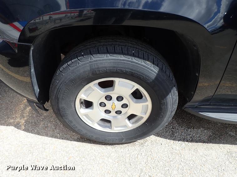image for item DF8782 2010 Chevrolet Tahoe SUV