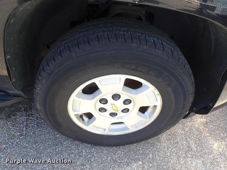 image for item DF8782 2010 Chevrolet Tahoe SUV
