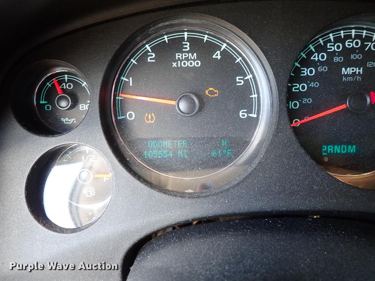 image for item DF8784 2011 Chevrolet Avalanche pickup truck