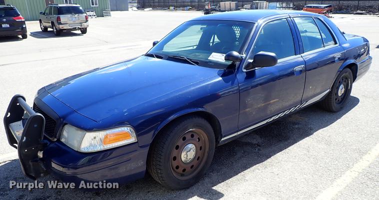 image for item DF8788 2011 Ford Crown Victoria Police Interceptor