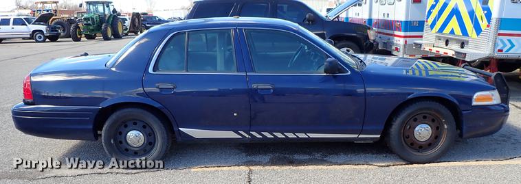 image for item DF8788 2011 Ford Crown Victoria Police Interceptor