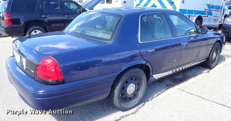image for item DF8788 2011 Ford Crown Victoria Police Interceptor