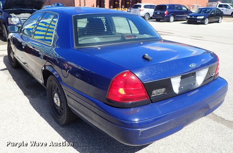 image for item DF8788 2011 Ford Crown Victoria Police Interceptor